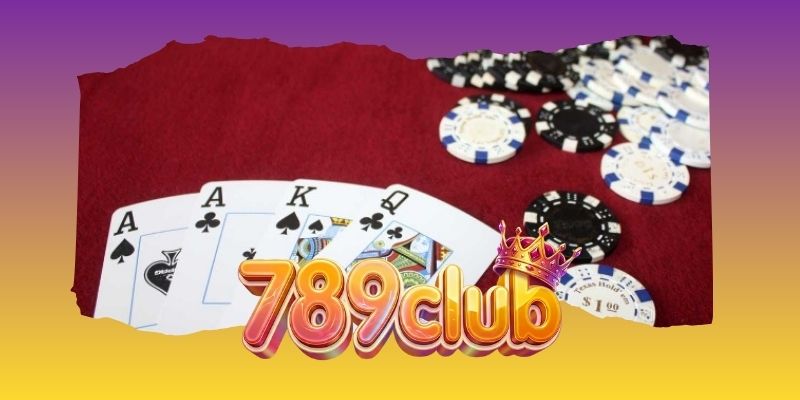 Kết hợp khả năng phân tích và đặt cược trong Poker 4 Lá
